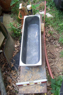 Like I said, ranch grade - anybody can do this with the best gear and unlimited time/money.  <br />A good engineer can do for a nickel what any damn fool can do for a dollar, after all.<br />All that other junk is used to level the pan each casting so things come out almost uniform.