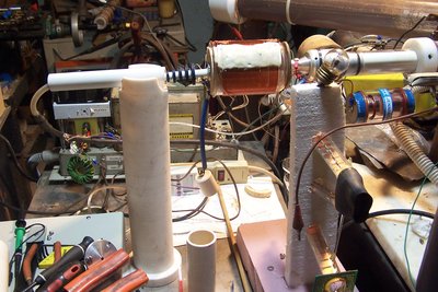 Ready for smoke, but I hope for no smoke...check the nice vacuum cap on the right...thanks Bill.