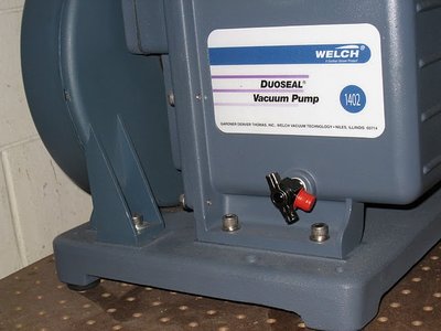 Vacuum Pump.JPG
